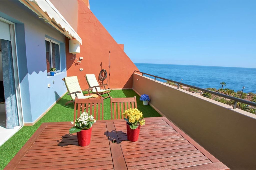 Terraza con vistas al mar