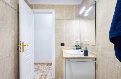 7cd9a193-b8d4-4982-a253-57dbef90bb74