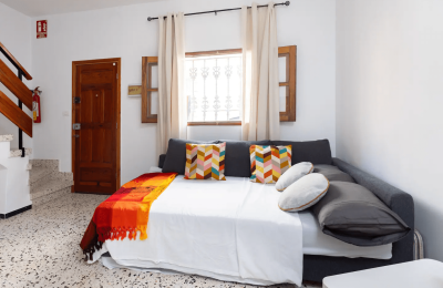 8b0cc1db-5c18-49f2-aefe-370d9e3e740d