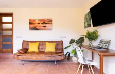 b1f83991-0188-4d54-92af-e92a6ab12864