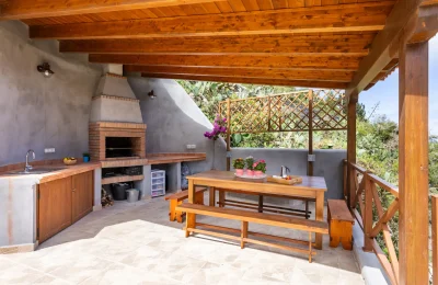 d0872315-1a64-4993-b50d-93d8b29866a8