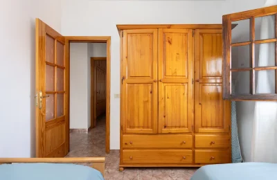 da852763-5f78-46b8-8025-186dea28bc63