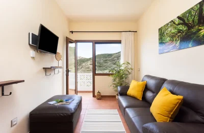 dbcd0d5b-7062-4a02-9090-a548a645a55f