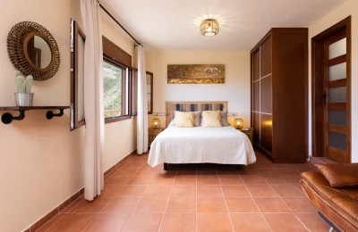 f67d0ec8-051c-4c99-8d16-dcf61eb68e8e