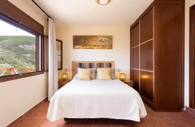 fbc45624-a363-4929-8d4f-d8ed0fd464c0